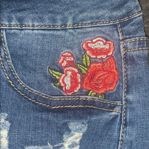 Jean shorts - Picture 3 of 3